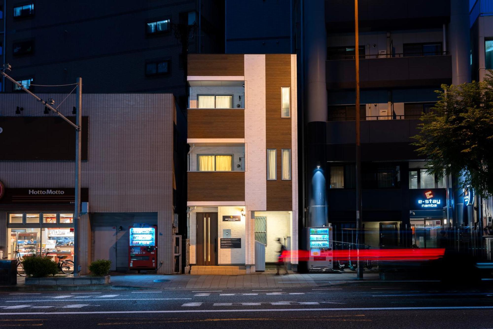 E-Stay Namba Ōsaka Exterior foto