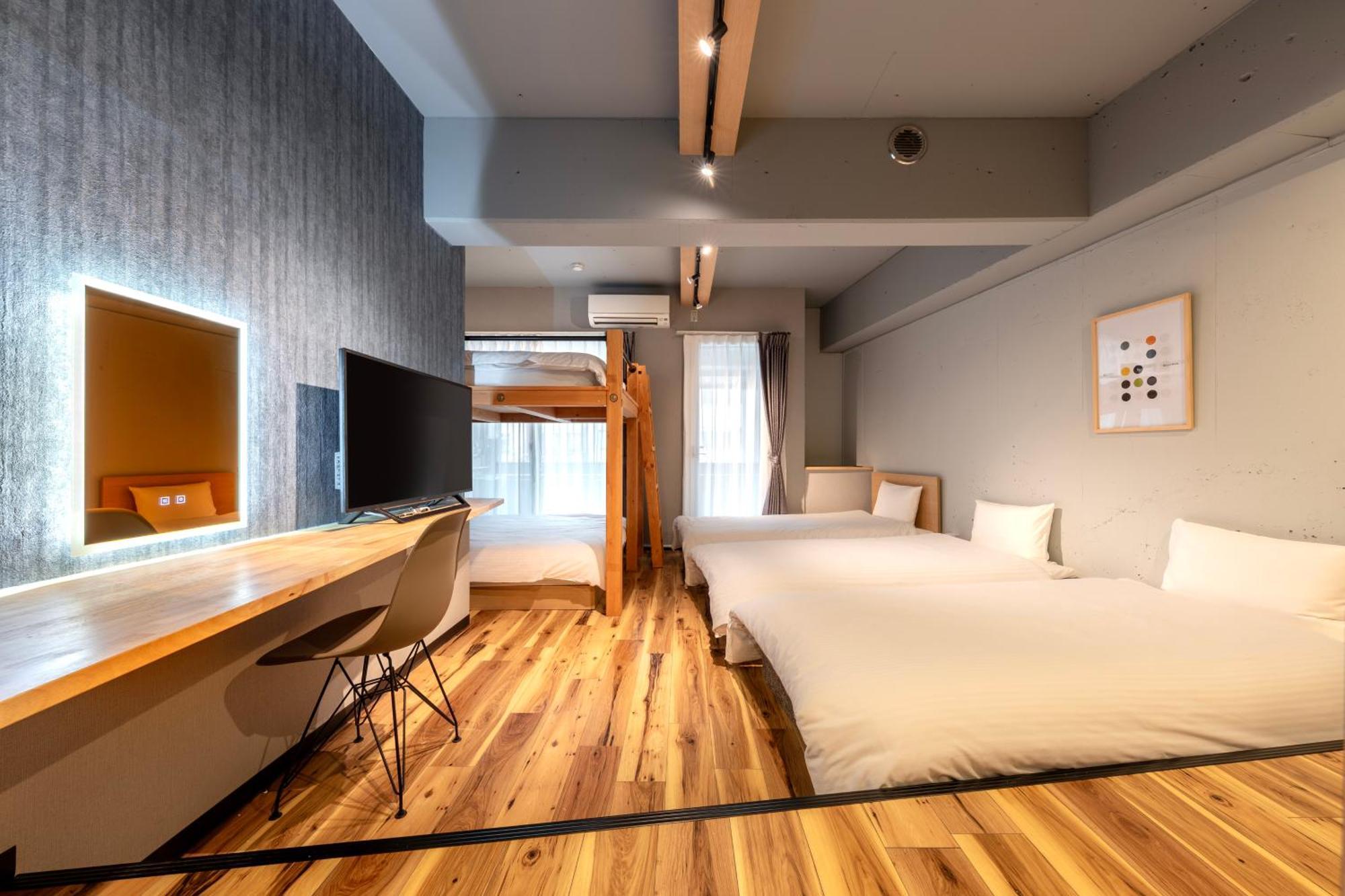 E-Stay Namba Ōsaka Exterior foto